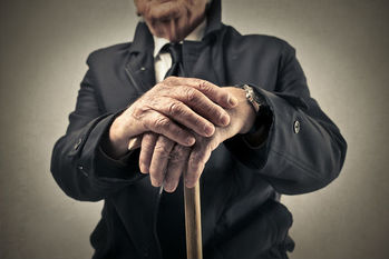 変な入居者、実は認知症？進むか、不動産業の認知症対策。適正な対処には知識が必要