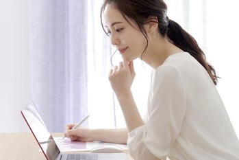 【私的ボーナスをつくる！】手堅く配当金・分配金を得る投資先3選