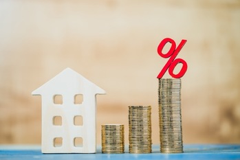 同じ約40年で2億円……労働と不労所得どっちを選ぶ？